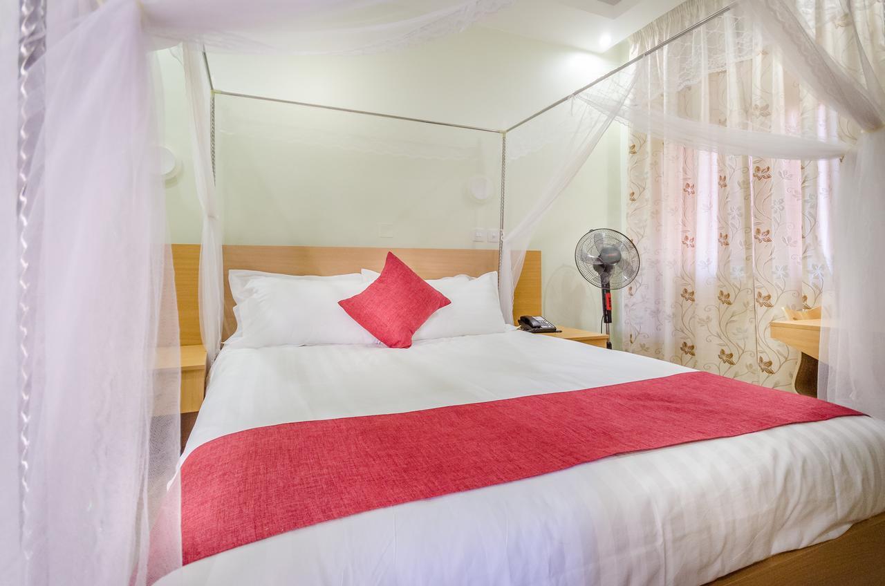 Nyumbani Hotel カンパラ エクステリア 写真