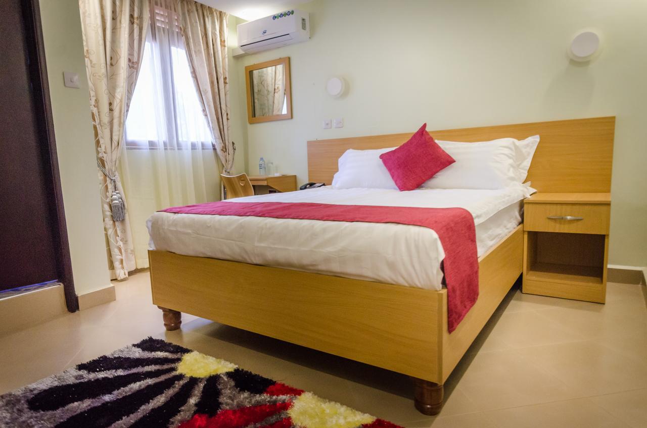Nyumbani Hotel カンパラ エクステリア 写真